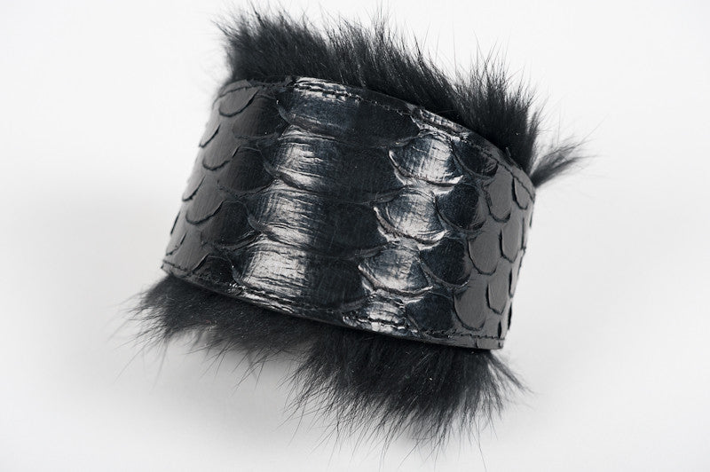 Luxe Python Handcuffs - Fräulein Kink
 - 4