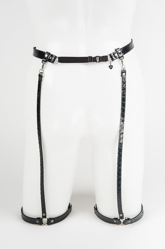 Ebony Python Garter Belt - Fräulein Kink
 - 6