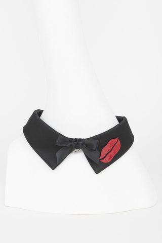 Kiss Noir Collar
