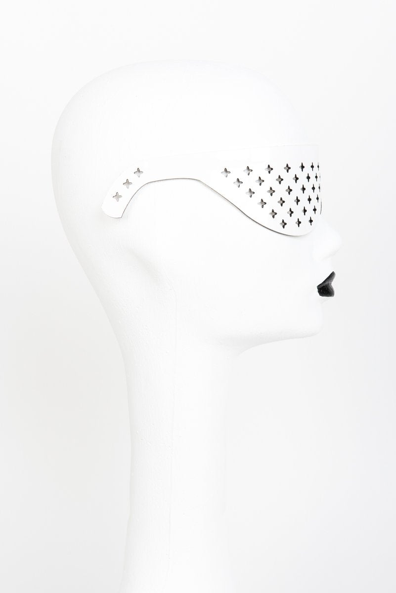 Bianco Confessional Mask