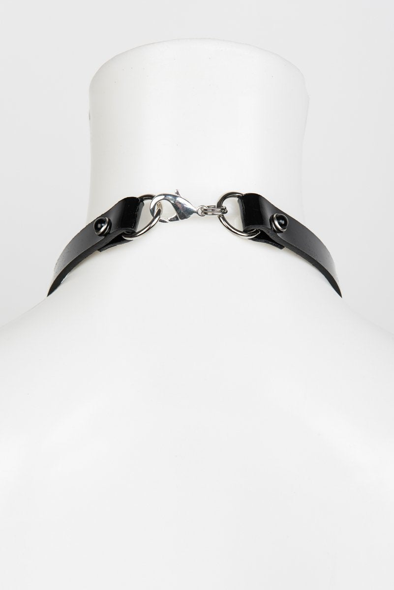 Nero-Halsband