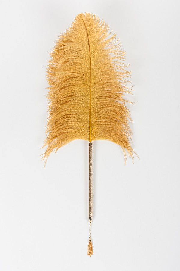 Champagne Feather Teaser - Fräulein Kink
 - 4