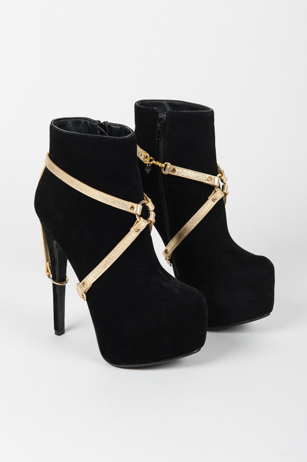 Champagne Heel Restraints - Fräulein Kink
 - 6